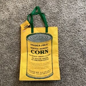 New ultra rare Trader Joe’s corn bag